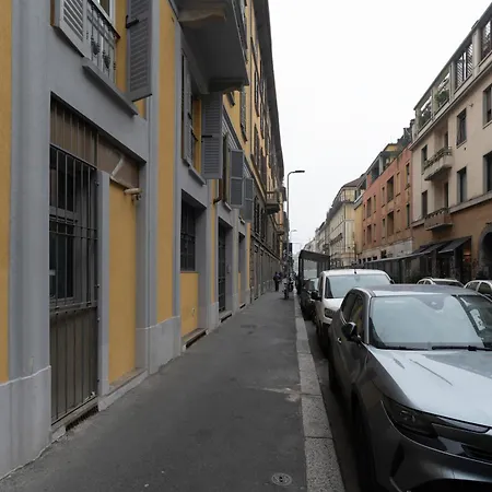 Guesthost - On Two Levels Appartement *