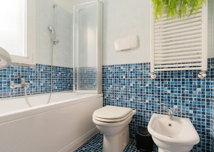 Guesthost - On Two Levels Apartment