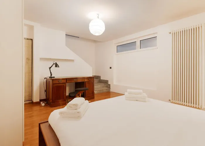 Guesthost - On Two Levels Apartment